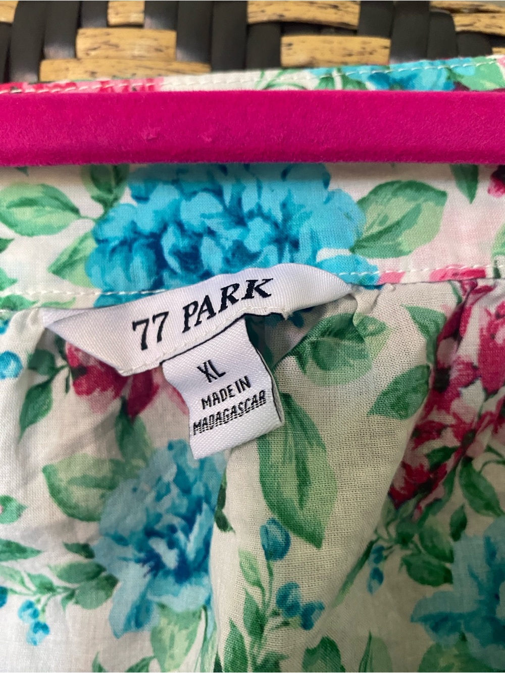 Floral Button-Front Women’s Blouse in Teal & Pink - Picture 5 of 6